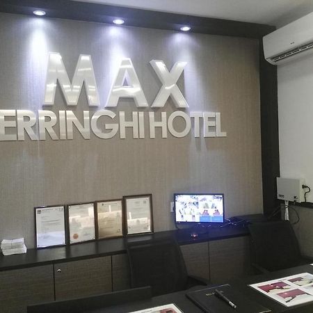 באטו פרינג'י Max Ferringhi Hotel מראה חיצוני תמונה